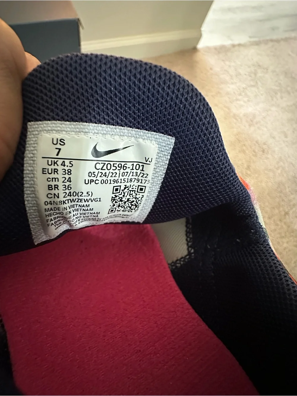 Nike Free Metcon 4, Women’s White Sneakers with Pink and Navy Tie-Dye Accents